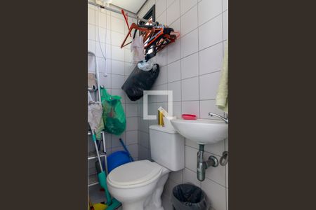 Apartamento à venda com 82m², 3 quartos e 2 vagas Apartamento à venda com 82m², 3 quartos e 2 vagasÁrea de Serviço - Banheiro
