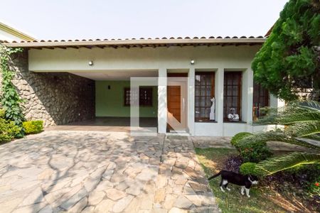 Casa à venda com 241m², 4 quartos e 5 vagasFachada