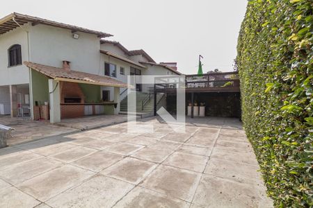 Casa à venda com 241m², 4 quartos e 5 vagasQuintal