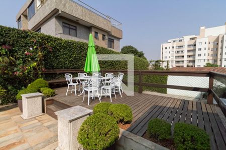 Casa à venda com 241m², 4 quartos e 5 vagasQuintal