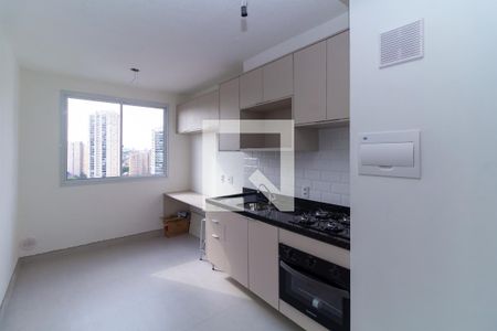 Sala e Cozinha de apartamento para alugar com 1 quarto, 24m² em Vila Prudente, São Paulo