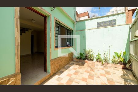 Casa à venda com 90m², 2 quartos e 1 vaga