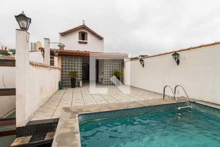 Casa à venda com 285m², 5 quartos e 3 vagas