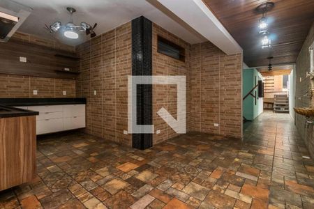 Casa à venda com 285m², 5 quartos e 3 vagas