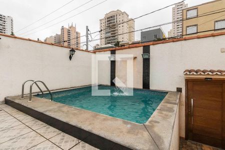 Casa à venda com 285m², 5 quartos e 3 vagas