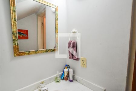 Casa à venda com 214m², 2 quartos e 1 vagaBanheiro de serviço