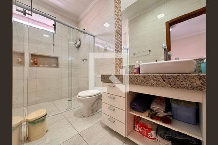 Casa à venda com 212m², 3 quartos e 5 vagasBanheiro da Suíte 3