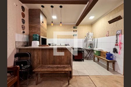 Casa à venda com 212m², 3 quartos e 5 vagasChurrasqueira