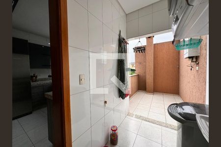 Casa à venda com 212m², 3 quartos e 5 vagasLavanderia