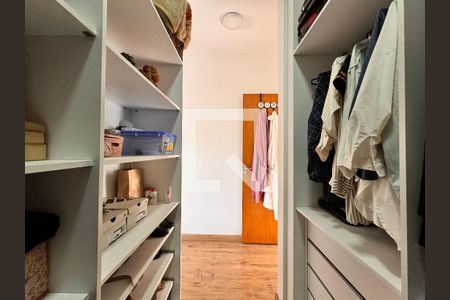 Casa à venda com 212m², 3 quartos e 5 vagasCloset da suíte 3
