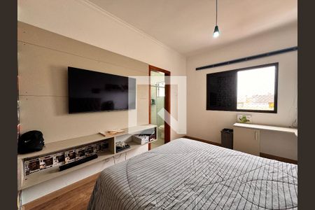 Casa à venda com 212m², 3 quartos e 5 vagasSuite 2