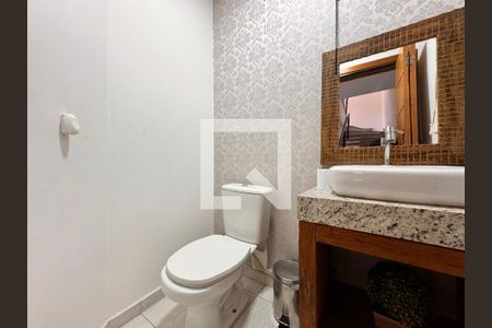 Casa à venda com 212m², 3 quartos e 5 vagasLavabo