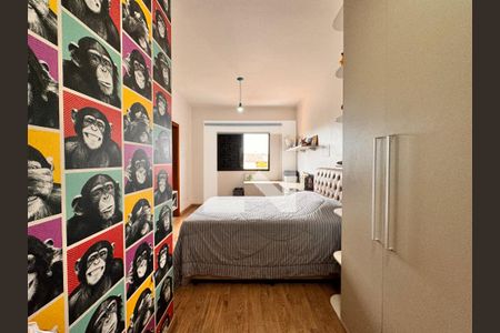 Casa à venda com 212m², 3 quartos e 5 vagasSuite 2