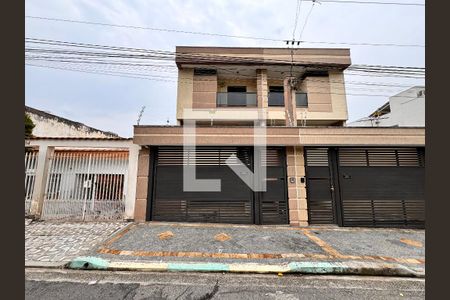 Casa à venda com 212m², 3 quartos e 5 vagasFachada