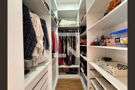 Casa à venda com 212m², 3 quartos e 5 vagasCloset da suíte 3