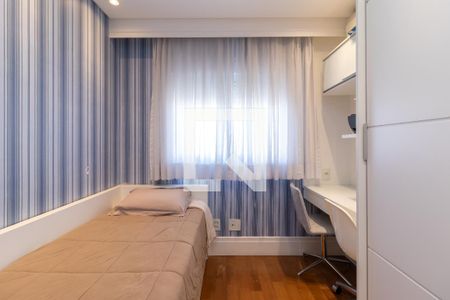Apartamento à venda com 130m², 3 quartos e 3 vagasQuarto 