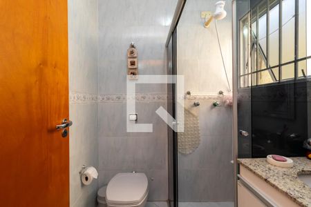 Casa à venda com 150m², 3 quartos e 2 vagasBanheiro da Suíte 2