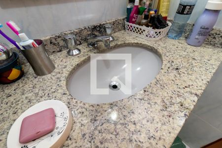 Casa à venda com 150m², 3 quartos e 2 vagasBanheiro da Suíte 2