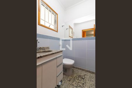 Casa à venda com 150m², 3 quartos e 2 vagasLavabo