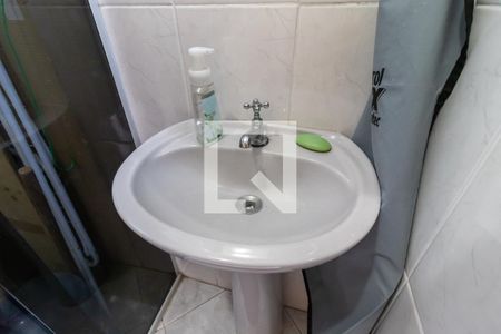 Casa à venda com 150m², 3 quartos e 2 vagasBanheiro de Serviço