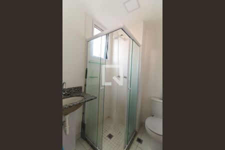 Banheiro de kitnet/studio para alugar com 1 quarto, 19m² em Brás, São Paulo
