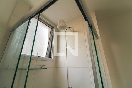 Banheiro de kitnet/studio para alugar com 1 quarto, 19m² em Brás, São Paulo