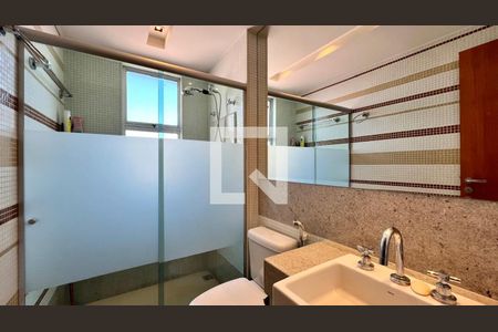 Apartamento à venda com 120m², 3 quartos e 3 vagasbanho 