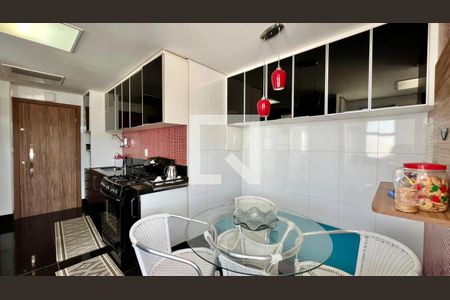 Apartamento à venda com 120m², 3 quartos e 3 vagascozinha