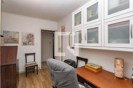 Casa à venda com 232m², 4 quartos e 2 vagas Casa à venda com 232m², 4 quartos e 2 vagasQuarto 1