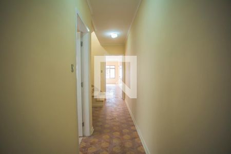 Corredor de casa para alugar com 3 quartos, 85m² em Vila do Bosque, São Paulo