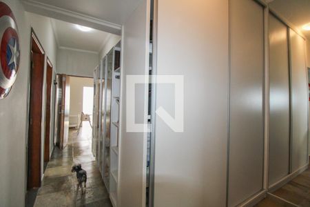 Casa à venda com 230m², 3 quartos e 3 vagas Casa à venda com 230m², 3 quartos e 3 vagasCloset Suíte