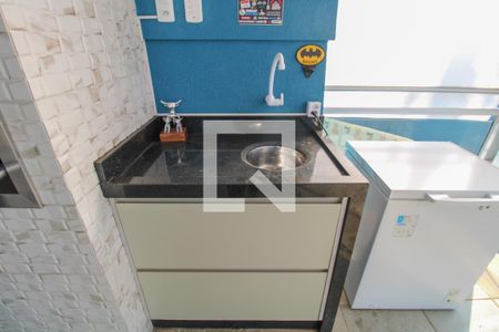 Casa à venda com 230m², 3 quartos e 3 vagas Casa à venda com 230m², 3 quartos e 3 vagaslavanderia