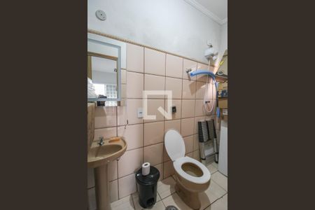 Casa à venda com 230m², 3 quartos e 3 vagas Casa à venda com 230m², 3 quartos e 3 vagasÁrea externa