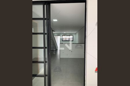 Casa à venda com 180m², 3 quartos e 2 vagas Casa à venda com 180m², 3 quartos e 2 vagasFoto 12