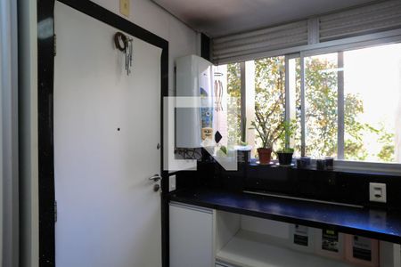 Apartamento à venda com 200m², 4 quartos e 2 vagasLavanderia 