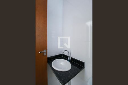 Apartamento à venda com 47m², 2 quartos e sem vaga Apartamento à venda com 47m², 2 quartos e sem vagaBanheiro