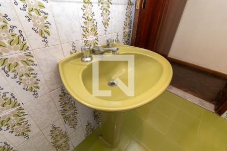 Casa à venda com 139m², 3 quartos e 2 vagasLavabo