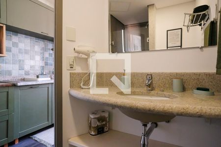 Banheiro de kitnet/studio para alugar com 1 quarto, 20m² em Santa Paula, São Caetano do Sul