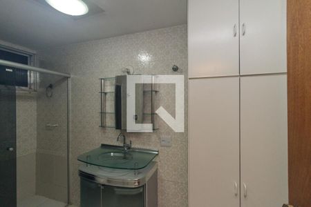 Apartamento à venda com 81m², 2 quartos e 1 vaga Apartamento à venda com 81m², 2 quartos e 1 vagaBanheiro