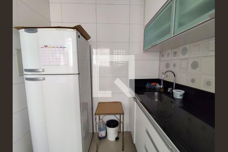 Apartamento à venda com 60m², 2 quartos e 1 vaga Apartamento à venda com 60m², 2 quartos e 1 vagaCozinha