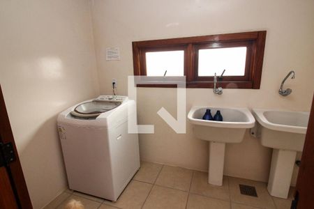 Apartamento à venda com 103m², 2 quartos e 2 vagasLavanderia