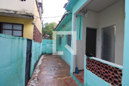 Casa à venda com 60m², 1 quarto e sem vagaQuintal
