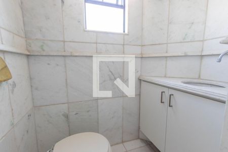 Lavabo de apartamento para alugar com 1 quarto, 45m² em Carmo, Belo Horizonte