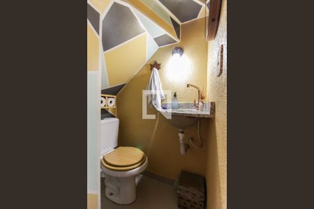 Casa de condomínio à venda com 64m², 2 quartos e 1 vagaLavabo