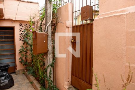 Casa à venda com 226m², 2 quartos e 2 vagas Casa à venda com 226m², 2 quartos e 2 vagasquintal