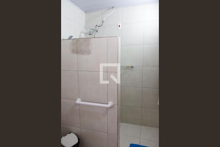 Casa à venda com 226m², 2 quartos e 2 vagas Casa à venda com 226m², 2 quartos e 2 vagasBanheiro