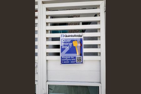 Casa à venda com 150m², 2 quartos e 2 vagas Casa à venda com 150m², 2 quartos e 2 vagasInstalação da plaquinha: TTHV-94