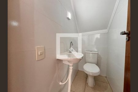 Casa à venda com 150m², 2 quartos e 2 vagas Casa à venda com 150m², 2 quartos e 2 vagasBanheiro 4