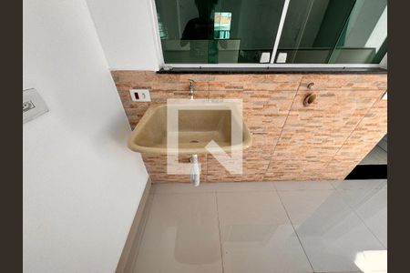 Casa à venda com 150m², 2 quartos e 2 vagas Casa à venda com 150m², 2 quartos e 2 vagasLavanderia
