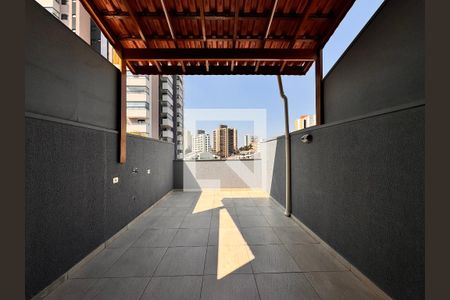 Casa à venda com 150m², 2 quartos e 2 vagas Casa à venda com 150m², 2 quartos e 2 vagasCobertura